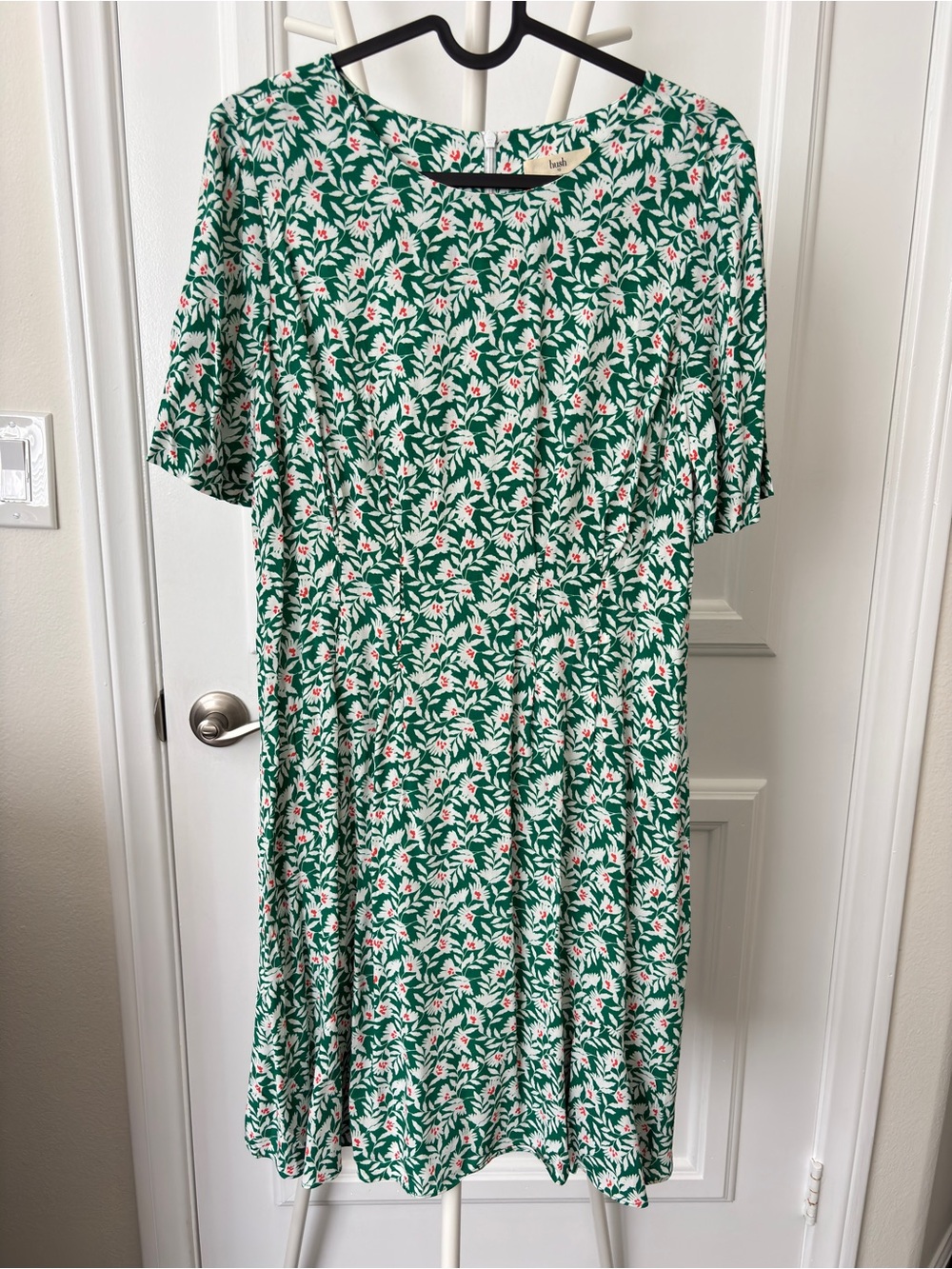 3for30 Green Floral Short-Sleeve Women's Dress Small